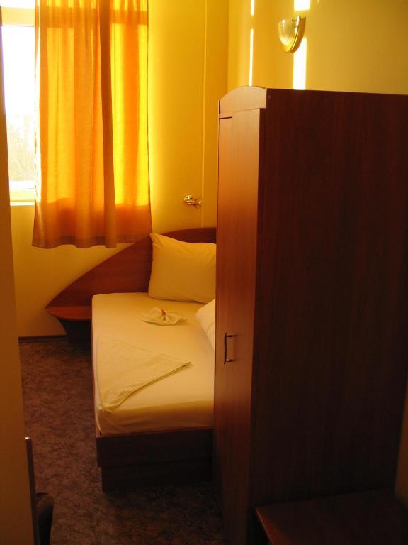 Family Hotel Familya Rusçuk Oda fotoğraf