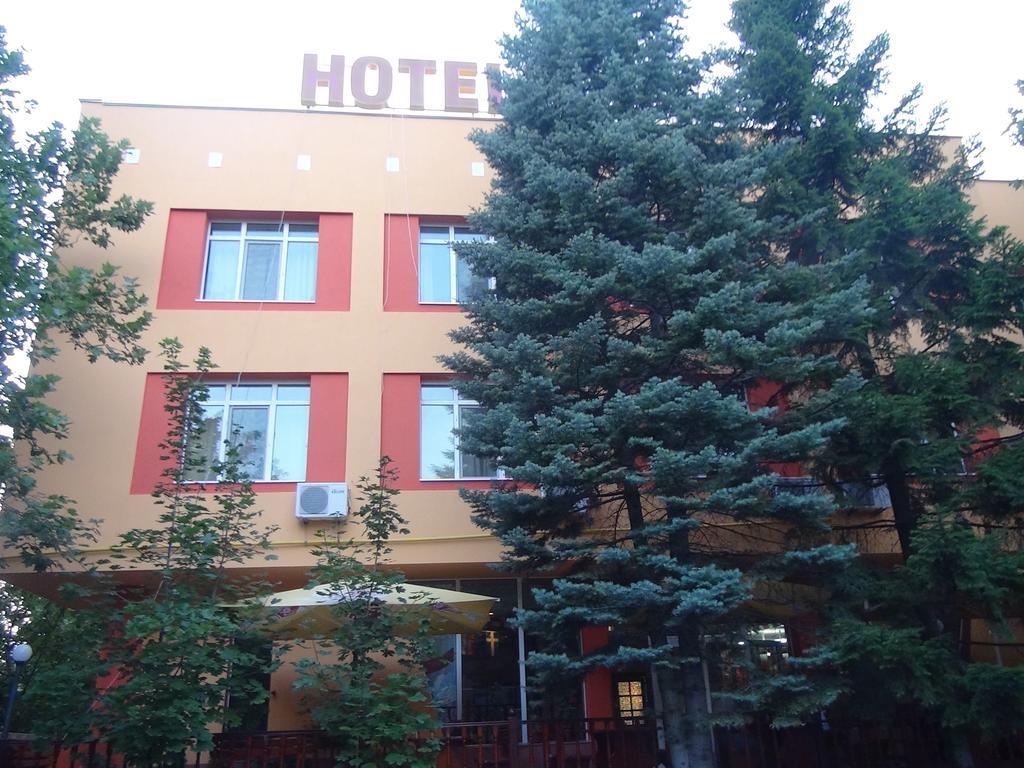 Family Hotel Familya Rusçuk Dış mekan fotoğraf