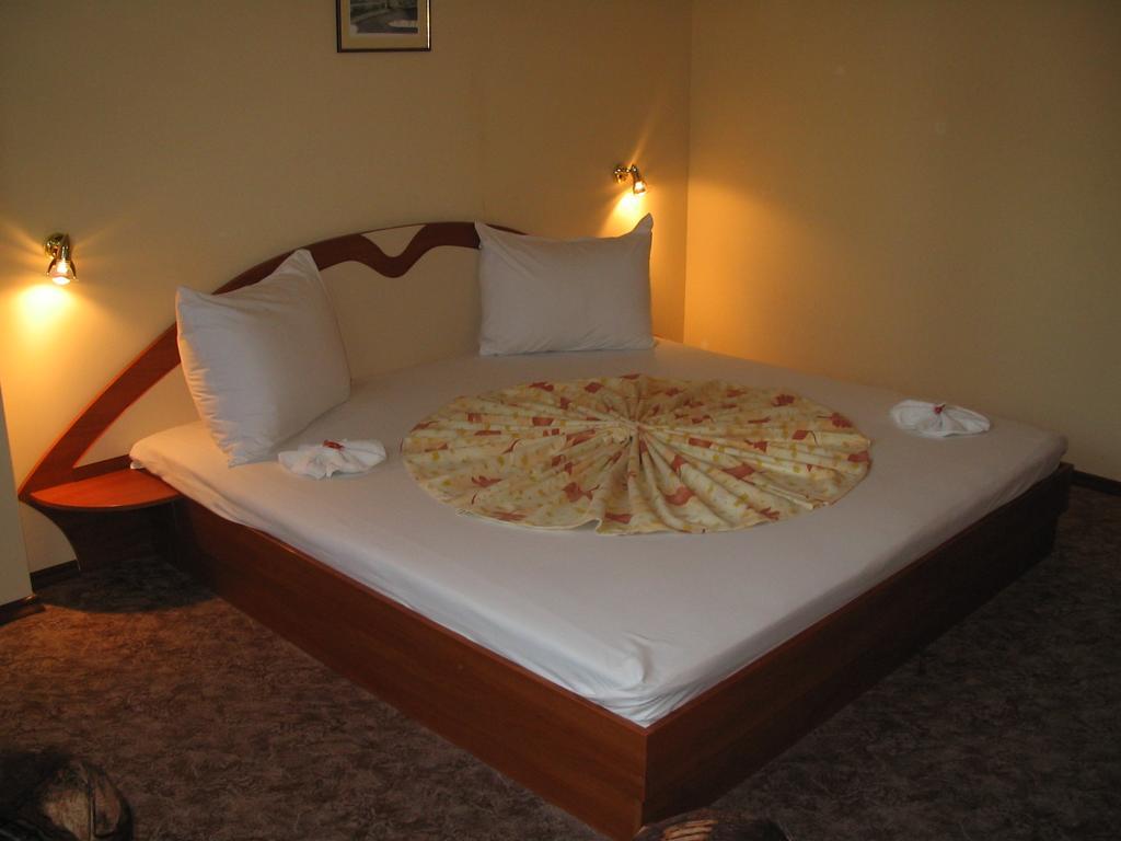 Family Hotel Familya Rusçuk Dış mekan fotoğraf